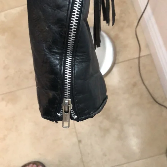 Ladies fringed leather jacket circa 1987 - Picture 7 of 13